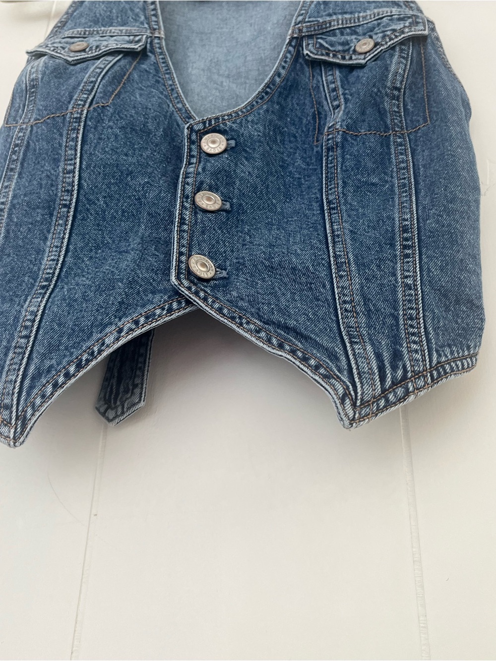 American Eagle V-Neckline Cropped Denim Pocket Vest Size Small - Picture 6 of 12